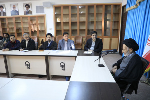 دیدار رئیس و جمعی از اساتید دانشگاه با نماینده معزز ولی فقیه در استان